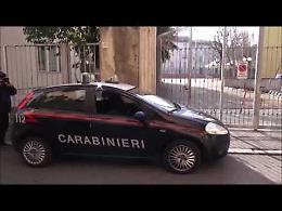 Spaccia nei pressi della scuola e dell'oratorio: arrestato