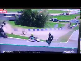 VIDEO MotoGP, pauroso incidente: Valentino Rossi miracolato