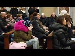 VIDEO Funerale di Renzo Finardi: i Ridillo cantano in chiesa Rinascerò