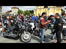 Il video del Motoraduno Bergamonti 2016: la piazza