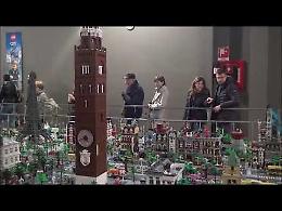 VIDEO Lego, i mattoncini all'ombra del Torrazzo: la mostra a Santa Maria della Pietà
