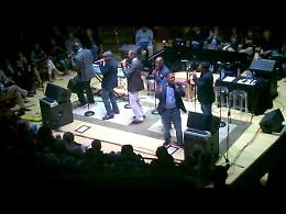 Il video 1. La performance dei Take 6 al Museo del Violino