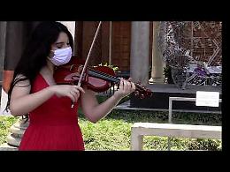 VIDEO Festa della Repubblica e riapertura del Museo del Violino, Sara Zeneli suona l'inno italiano