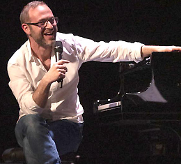 Concerto live Jazz: Dario Carnovale Trio, plays standards
