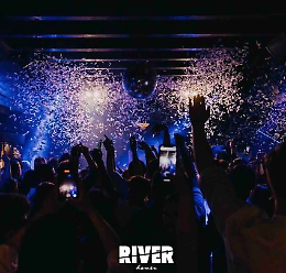 River Garden: Inaugurazione della stagione estiva