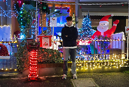 Furto alla casa di Babbo Natale: portato via un pinguino