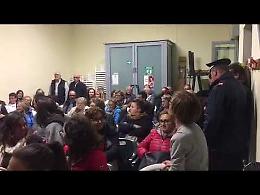 VIDEO Le contestazioni all'assemblea per la fusione a San Pietro in Cerro