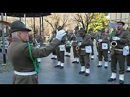 VIDEO Gli 'auguri in musica' della fanfara degli alpini