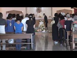 VIDEO Il funerale della piccola Gloria, uccisa a due anni