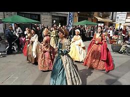 VIDEO Fiera di primavera di Pandino: iI gruppo delle dame viscontee