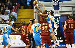 Vanoli, ko 80-74 a Venezia
Si spegne il sogno playoff