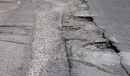 Per strade e zanzare
niente soldi... via i premi