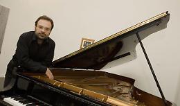 Mercoledì 29 a Parma il pianista Ciro Longobardi
