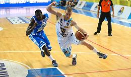Vanoli, primo hurrà stagionale: Sassari battuto 86-74