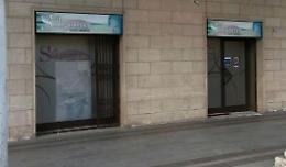 Furto di cosmetici al Centro estetico 'La Sorgente'