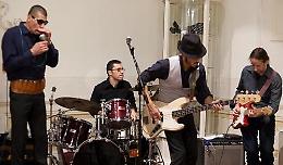Immagini e suoni: audiovisivi e serata musicale con The Groovy brothers Domenica 8