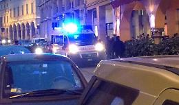Rissa al biliardo, stecca sulla testa