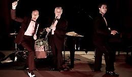 ''Around Broadway'' col Paolo Alderighi Trio a Villa Mazzucchelli Sabato 8