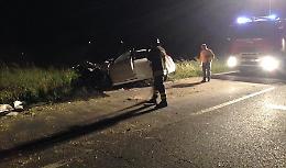 Auto tampona trattore, un ferito grave