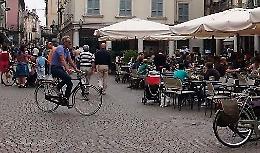 Piazza del Duomo a nuovo fra le polemiche