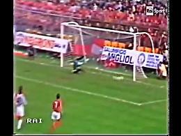 VIDEO Cremonese - Juventus 1-3, Serie A 1984/85 (immagini Rai)