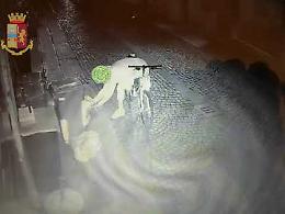 VIDEO Il raid vandalico in via Mercatello