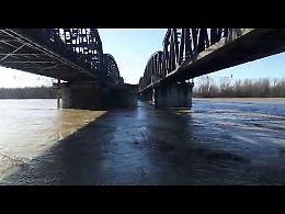VIDEO  Raffiche di vento, annullata la  regata