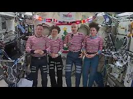 VIDEO Dallo spazio gli auguri di Natale degli astronauti