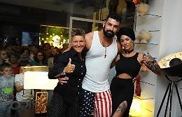 "La vita in vetrina" parte con un reggaeton in dialetto cremasco