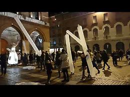 VIDEO Led parade a Cremona