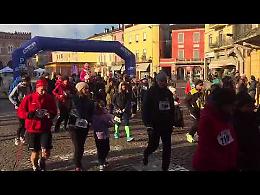 VIDEO La partenza della 17esima Maratonina di Santa Lucia a Casalmaggiore
