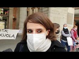 VIDEO La protesta in piazza dei No Dad 
