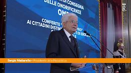 Mattarella "Abbattere i muri della paura e dell'indifferenza"