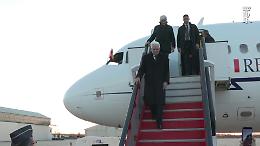 Il Presidente Mattarella arriva all'aeroporto di Salamanca