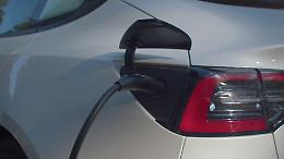 Mercato auto Ue, Italia guida la ripresa ma resta indietro nell'elettrico