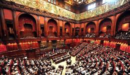 Carlo, ma chi te lo fa fare?