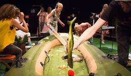 L'odissea dei bambini profughi in fuga dalla guerra e l'agire poetico degli spettatoriEvros Walk Water 1 & 2 dei Rimini Protokoll