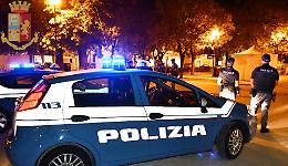 Città al setaccio, controlli serali della polizia: 90 persone identificate