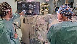 Neurochirurgia in prima linea contro il glioblastoma: un prelievo del sangue per monitorare lo sviluppo e il rischio di recidiva
