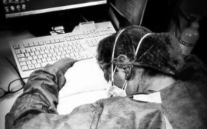 Coronavirus Guarita Infermiera Foto Simbolo Non Vedo L Ora Di Tornare La Provincia