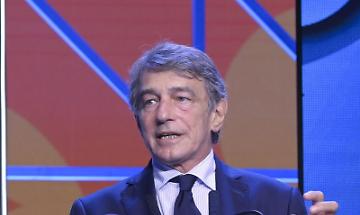 Afghanistan, Sassoli: "Dialogo sui profughi, prematuro riconoscere talebani"
