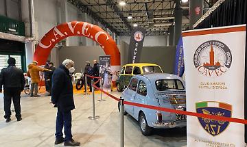 Dalle 500 alle Rolls Royce: la mostra scambio del Cavec fa centro