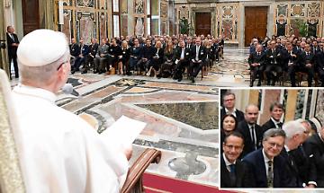 Il Papa ai giornalisti ed editori: «Pilastro della società, argine alla menzogna»