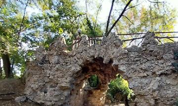 Montagnole restaurate: la ‘grotta’ è ora aperta