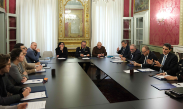 Forze dell'ordine a scuola e 'linea rossa' coi presidi: il protocollo