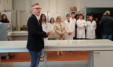 Nuovi laboratori e mini caseificio alla scuola Casearia