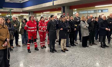 Memoria e coraggio, la citt&agrave; ricorda le vittime del Covid