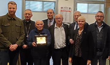 Invalidi civili, benedizione e applausi per la nuova sede