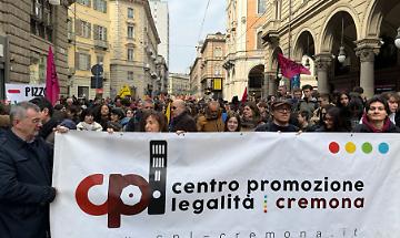 Memoria e impegno contro le mafie: 110 studenti cremonesi in piazza a Torino