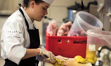 Bruxelles propone modifiche alla direttiva rifiuti: "ridurre gli sprechi alimentari del 30% in 10 anni"